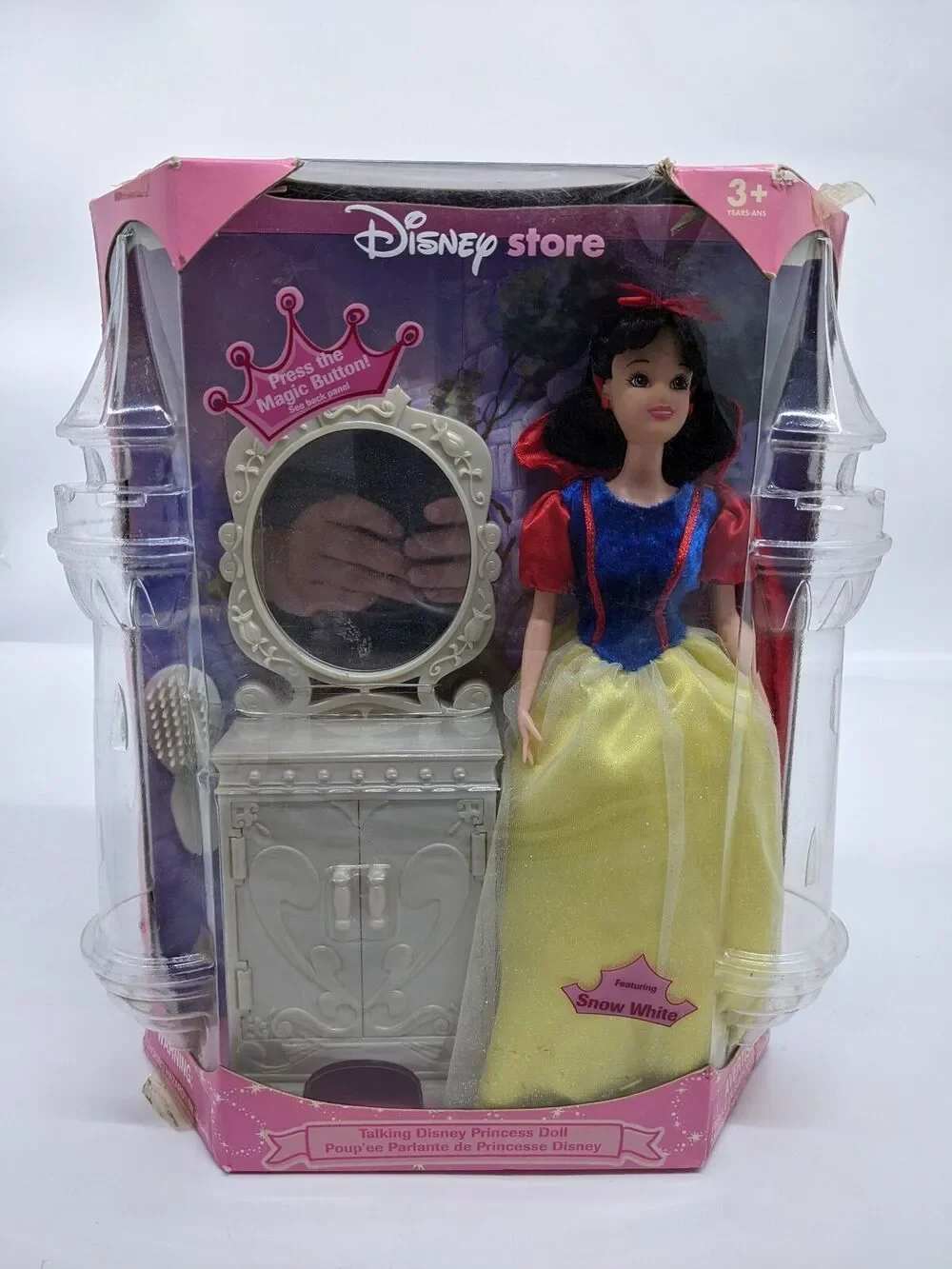Disney - Talking Snow White Doll with Mirror Cabinet